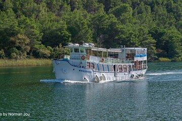 Krka Waterfalls, Olive and wine tasting including homemade lunch