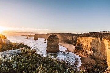 12 Apostles and Great Ocean Road from Melbourne