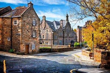 Experience Edinburgh with a Self Guided Walking Tour