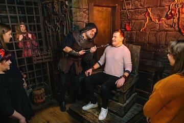 London Half Day 25 plus London Sights Tour and London Dungeons