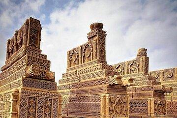 Karachi Heritage Express: Thatta UNESCO Tour