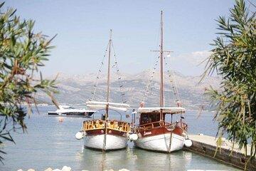 Dubrovnik: 6h Blue Cave tour with Optional Lunch Onboard