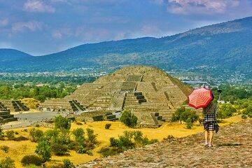 Teotihuacan Pyramids Guided Walking Tour 2 hours