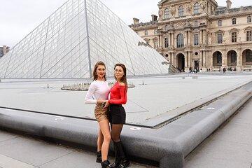 Paparazzi Style Photo Experience in Paris