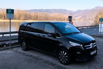Private Transfer from Budapest Airport to Bratislava