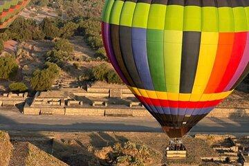 Balloon Flight and Breakfast in the Cave with Private Transportation