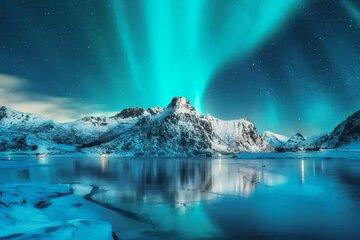 Alaska Aurora Season and Fairbanks Aurora Chasing Explore