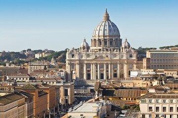Rome: St. Peters Basilica Express Entry with Audio Guide