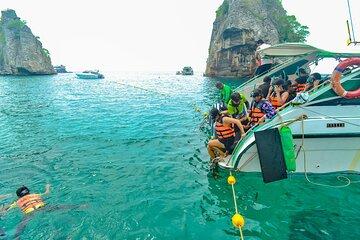 Speedboat to Koh Haa Island Tour From Koh Lanta
