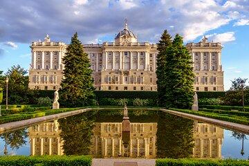 Discover DC's Iconic Memorials and Museums by Car