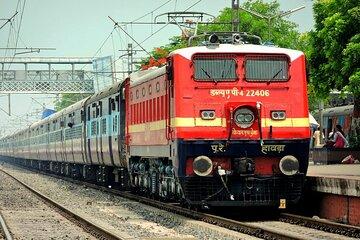 Jaipur to Taj Mahal Agra Same Day Tour by Train