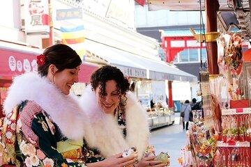 Kimono Experience and Stroll Through Kawasaki Daishi Temple