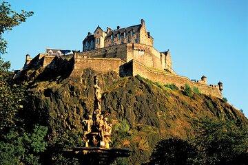 Guided Walking Tour of Edinburgh's Old Town and Castle Entry
