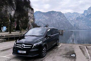 Vienna to Prague Premium Minivan Transfer