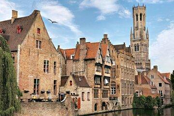 Private Sightseeing Tour to Bruges and Ghent from Amsterdam