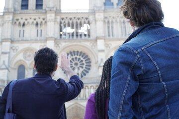 Paris Notre Dame Cathedral Guided Tour with Skip the Line