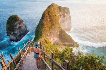 Experience T-Rex Beach in Nusa Penida