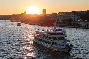 Gourmet Bosphorus Breakfast Cruise in Istanbul
