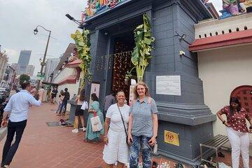 Chinatown and Kampong Glam Walking Tour in Singapore