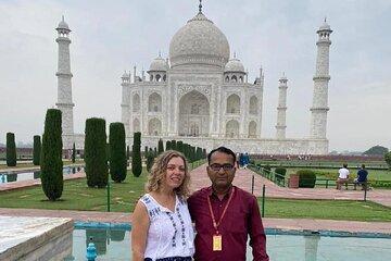 Agra Skip the Line Taj Mahal and Agra Fort Private Tour