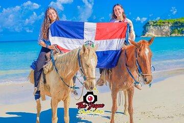 Punta Cana Horseback Riding Adventure with Exclusive Visits