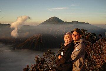 Mt Bromo Sunrise Private Guided Tour - from Surabaya or Malang
