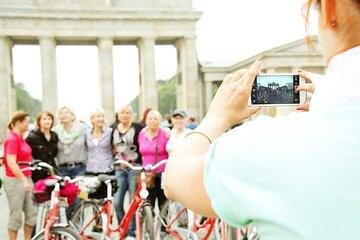 Berlin Essentials in 3h Private Bike Tour (fr)