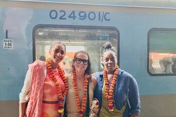 Agra Day Trip from Delhi Taj Mahal and Agra Fort by Train