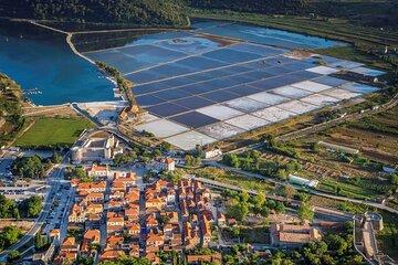 Discover Ston Salt Pans, Oyster & Wine tasting & Seaside Lunch
