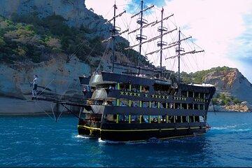 Red Dragon Boat Tour in Kemer Lunch and Roundtrip Transfer