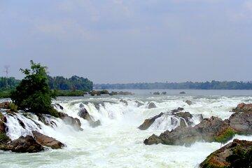 From Luang Prabang: 8-Day Laos Tour with Accommodation
