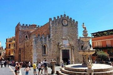 From Messina round trip transfer to Taormina with 4 hours stop