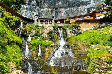 From Basel: Private Thun Tour, Lake Cruise, Beatus Caves & Cheese