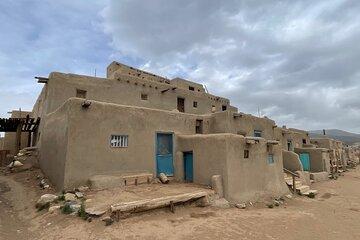 Hight Road to Chimayo and Taos Pueblo Driving Tour