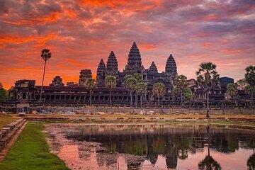 Angkor Wat Temples Private Day Tour from Siem Reap