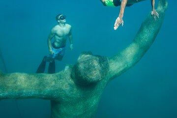 Private Tour to Underwater museum Blue lagoon Solta and Trogir