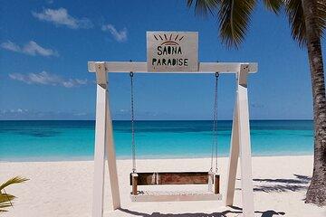 Saona at night