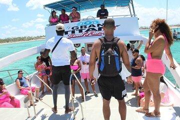 Saône Island All Inclusive Catamaran Speed Boat and Lunch