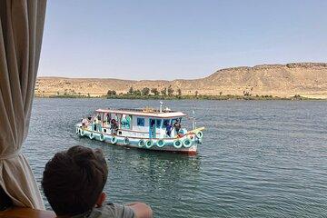 Nile Dahabiya Sailing from Aswan to Luxor for 2 nights