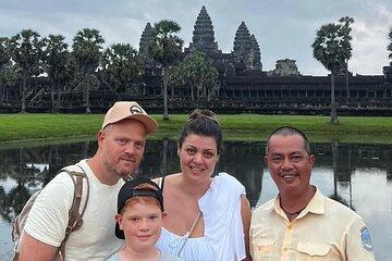 Private Day Trip to Angkor Temples with Expert Guide