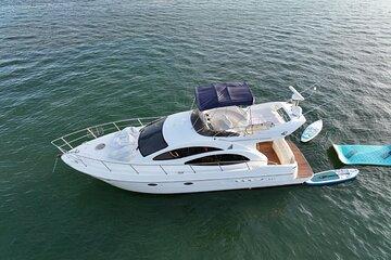 50ft 1 Hour FREE Miami Yacht Rental 3 to 6 Hours 13 People