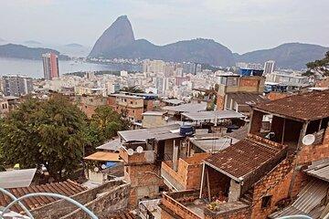 African Heritage Tour to the City of Samba and Favela