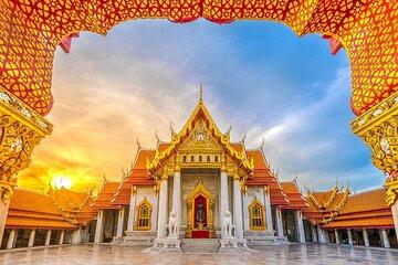 Private Bangkok City Tour with Dinner Cruise