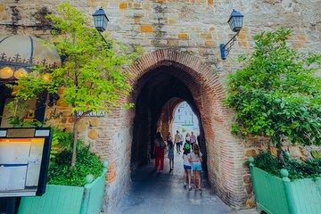 Lost in Tangier: Walking Tour of the Kasbah and Medina Treasures