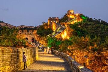 Night Tour of Badaling Great Wall with Cultural Performances