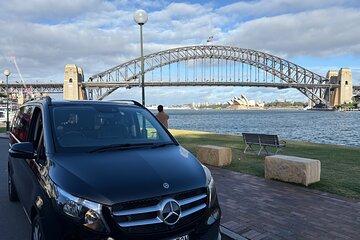 Private Chauffeur Transfer from Sydney Airport to Sydney City