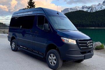 Lake Louise: Hassle-Free Private Transfer to Calgary YYC Airport