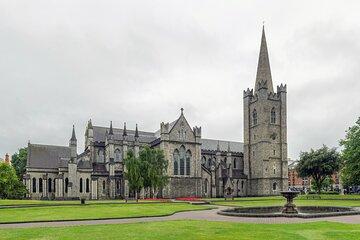 Experience Trinity College and Dublin by Car