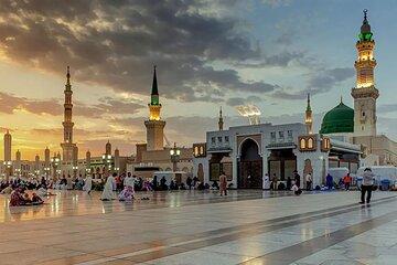Historical Tour of Madinah by Footsteps of the Prophet