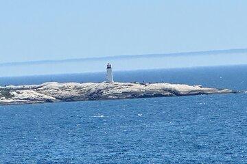 Private Guided Tour: Peggy’s Cove, Mahone Bay, Lunenburg & Ovens